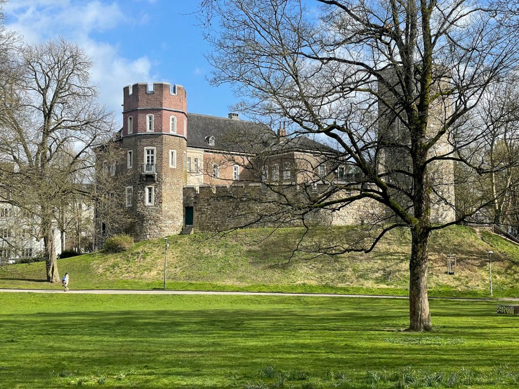 Burg Frankenberg mit Frankenberger Park