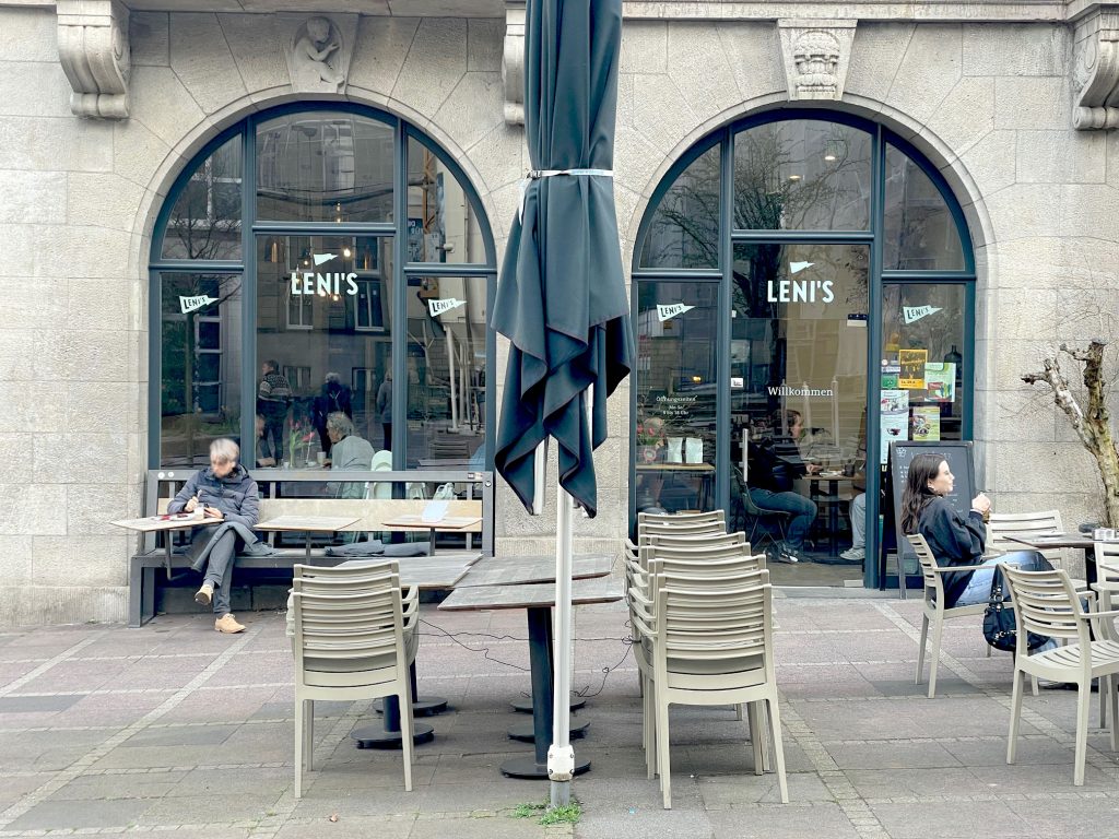 Ansicht Fassade Lenis Café in Burtscheid